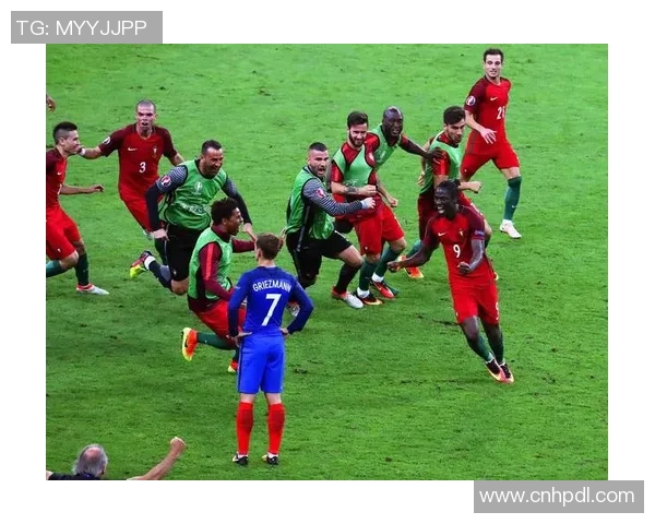 当前第一梯队足球球星的代表人物及其影响力分析