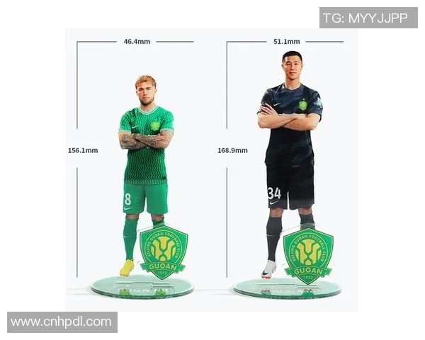 足球星迷你亚克力摆件精美展示个性魅力完美还原球员风采